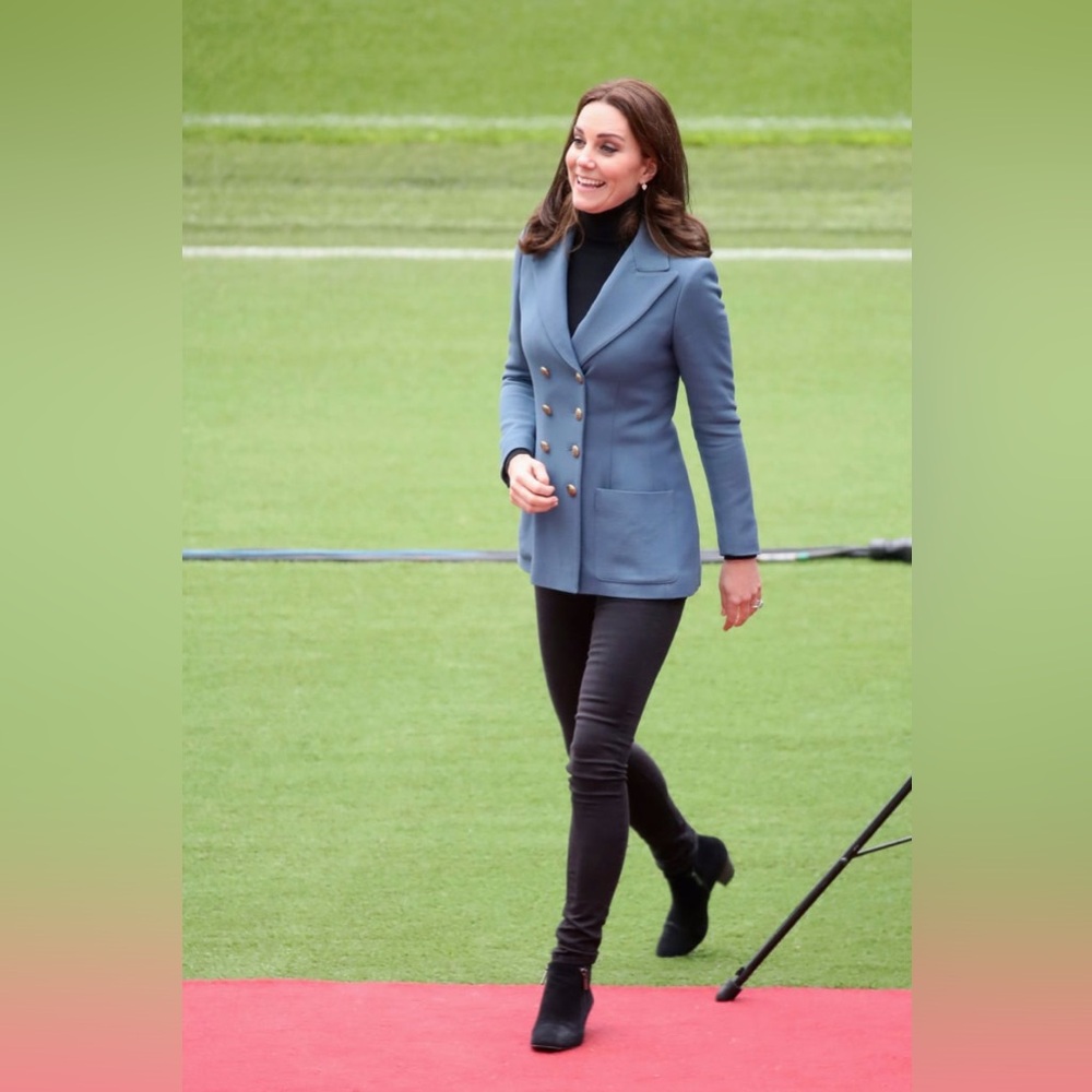 Philosophy di Lorenzo Serafini Blue Double-Breasted Blazer ASO Kate Middleton